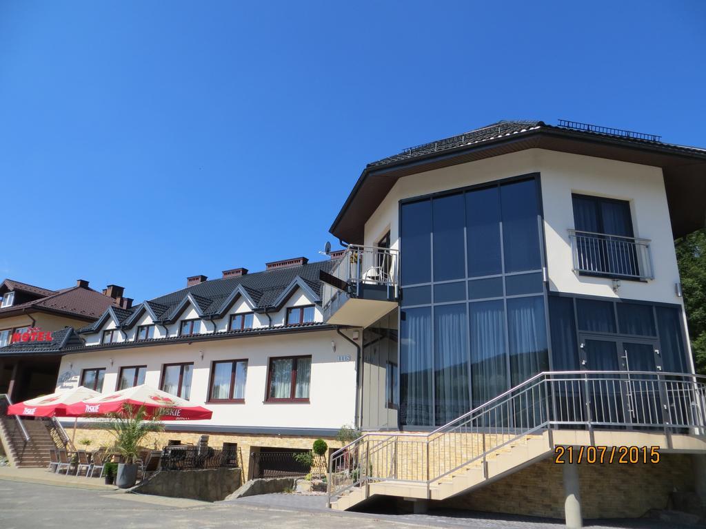 Hotel Pod Chelmem Ropa Экстерьер фото