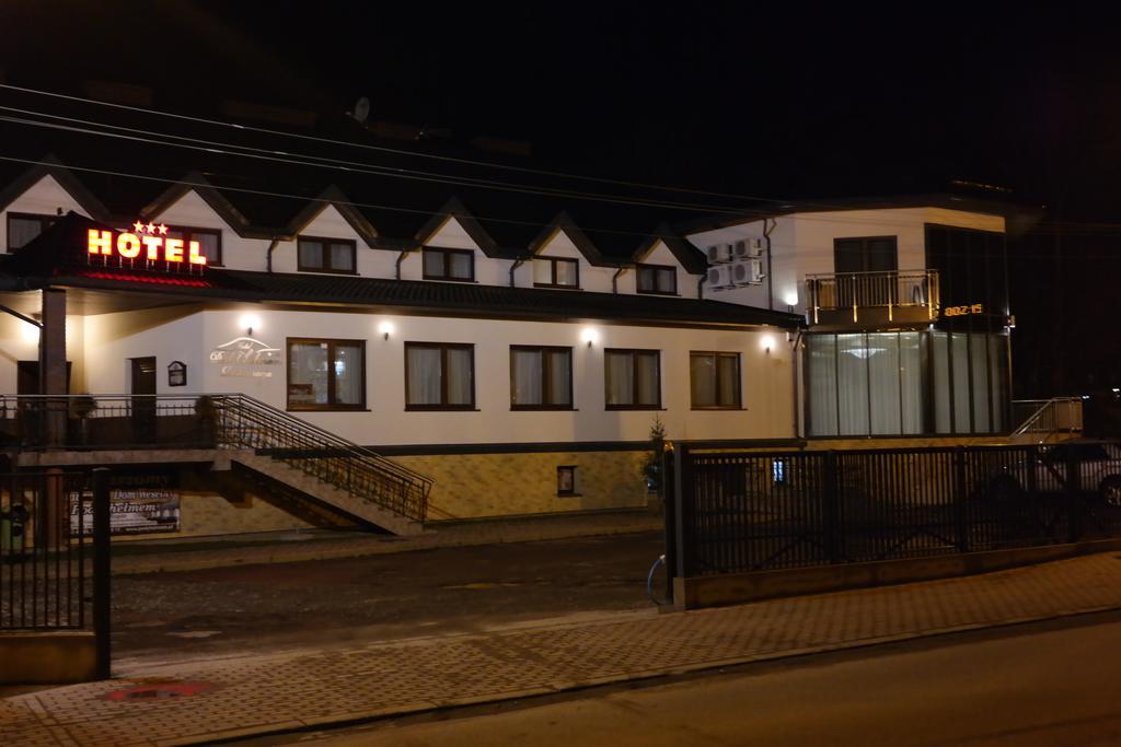 Hotel Pod Chelmem Ropa Экстерьер фото